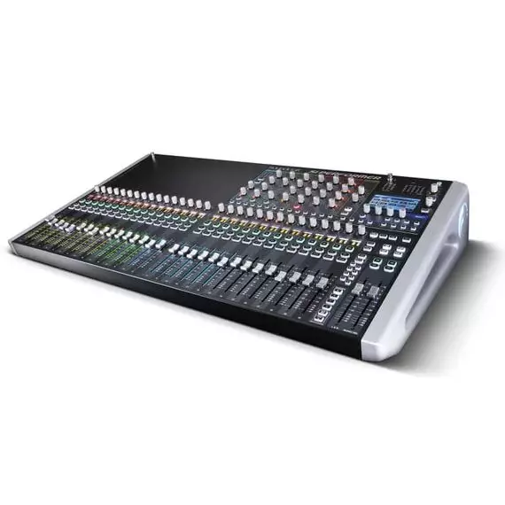 SOUNDCRAFT Si Performer 3 цифровой микшер, 32 мик/лин XLR входа, 16 XLR выходов, 30 фэйдеров в одном слое, DMX выход