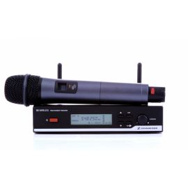 SENNHEISER XSW 65-E​ Радиосистема серии XS Wireless, приёмник EM 10, ручной передатчик SKM 65, микрофонный держатель MZQ 1 XSW 65-E