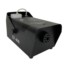 XLINE LIGHT XF-400 Генератор дыма мощностью 400 Вт.Дым машина управляется при помощи пульта дистанционного управления.