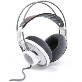 AKG K701 открытые наушники референсные 62Ом, 10-39800 Гц