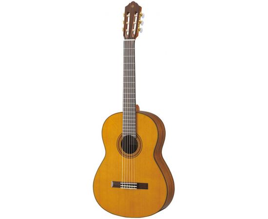 YAMAHA CG162C классическая гитара, дека кедр массив, корпус ованкол, гриф нато, накладка палисандр