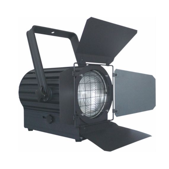 ICON C-022 Светодиодный прибор PAR COB 1x200W COB White LED, ресурс более 50 000  часов.Угол луча: 15 ° -  55 °Zoom.Цветовая температура: 3200K/5600K опционально.Вес:10,1 кг.