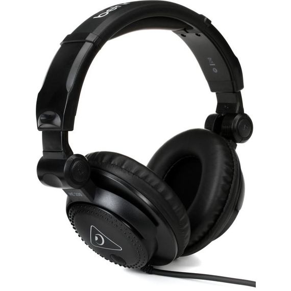 BEHRINGER HC 200 Закрытые динамические наушники для DJ, 57 мм, 20-20000 Гц, 64 Ом, 107 дБ, кабель 3 м