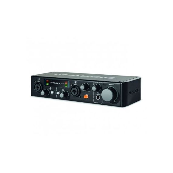 M-AUDIO MTrack Plus II Внешняя звуковая карта USB 2х2, 24-bit / 96 kHz, аналог 2х2, 2x Mic (XLR)