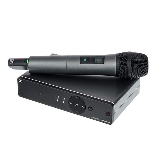 SENNHEISER XSW 1-835-B 614-638 Mhz Радиосистема вокальная с ручным передатчиком