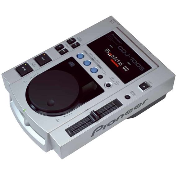 PIONEER CDJ-100S  Проигрыватель CD, профессиональный