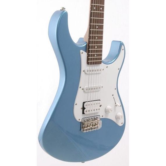 YAMAHA PACIFICA112JLAKEPLACIDBLUE электрогитара, корпус ольха, гриф клен, накладка на гриф палисандр, 22 лада, звукосниматели 2S 1H, бридж Vintage Tremolo Style, цвет Lake Placid Blue, изображение 4