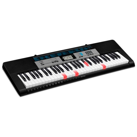 CASIO LK-136 синтезатор 61 клавиша, система обучения с подсветкой клавиш, полифония 32