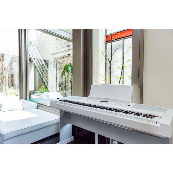 YAMAHA DGX-670WH цифровое пианино с авто аккомпанементом