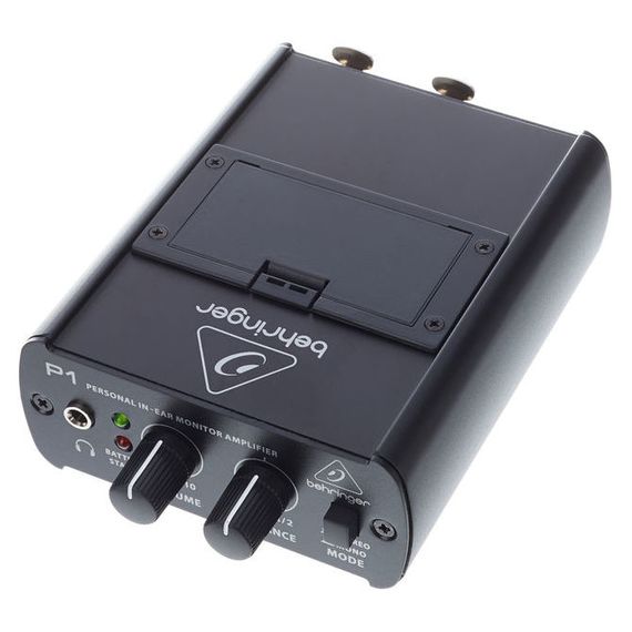 BEHRINGER P1 усилитель наушников in-ear-мониторной системы, input XLR, батарейка Крона 9 V
