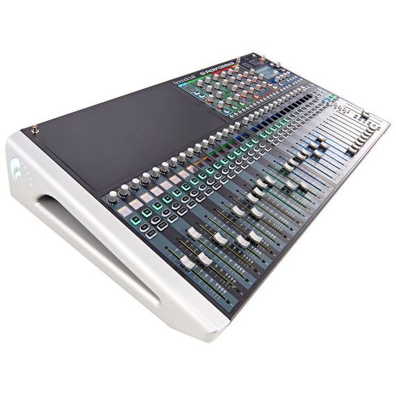 ​SOUNDCRAFT Si Performer 2 цифровой микшер, 24 мик/лин XLR входа, 16 XLR выходов, 22 фэйдера в одном слое, DMX выход