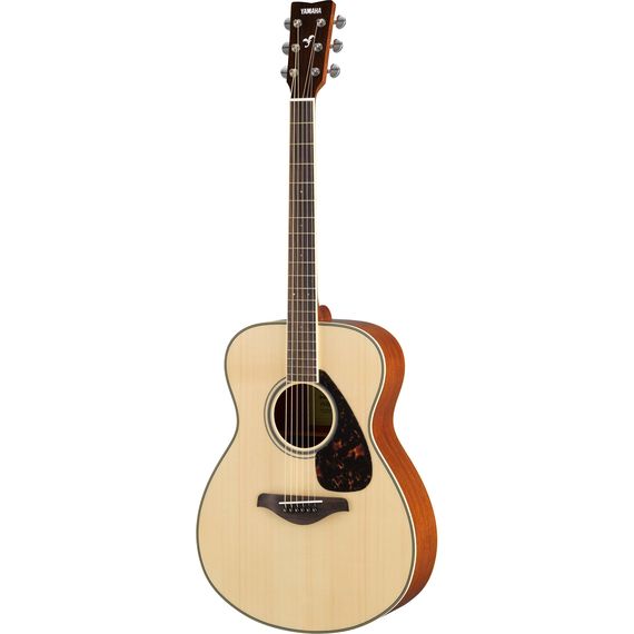 YAMAHA FS820 N гитара акустическая. Малый корпус. Верхняя дека из массива ели