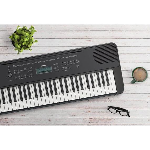 YAMAHA PSR-E360B синтезатор с автоаккомпаниментом 61 клавиша,цвет черный