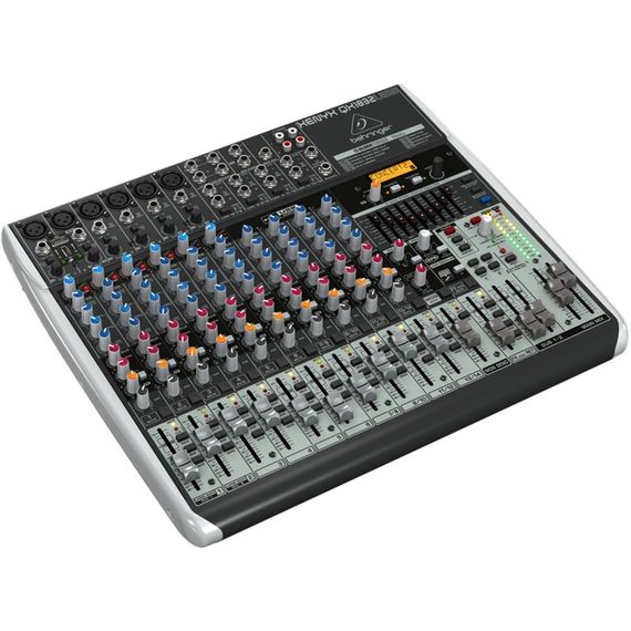 BEHRINGER XENYX QX1832USB-EU Пульт микшерный универсальный малошумящий премиум-класса
