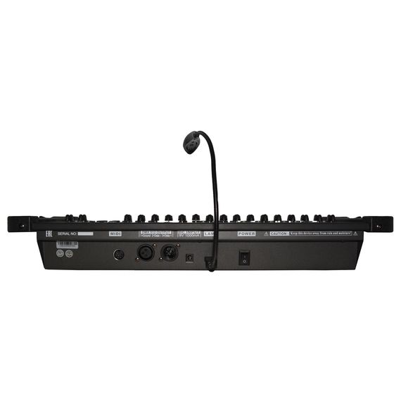 XLINE LIGHT LC DMX-384 Контроллер DMX, 384 канала.16 фейдеров для ручного контроля над каналами