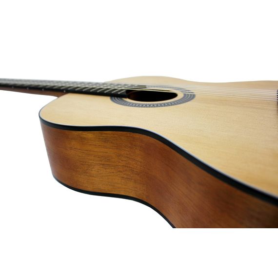 SEVILLIA IC-100 NA Гитара классическая шестиструнная, Корпус изготовлен из ели, задняя и боковые стороны - меранти, гриф - нато