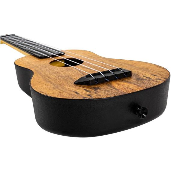 ​FLIGHT TUS-55 MANGO Укулеле Travel, сопрано, верхняя дека манго, корпус пластик, чехол в комплекте