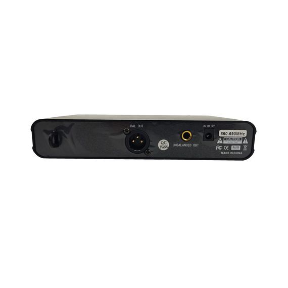 ​BG ACE-88 Радиосистема вокальная, UHF 600-690MHz, 20 предустановленных каналов, Led дисплей, 1 ручной микрофон