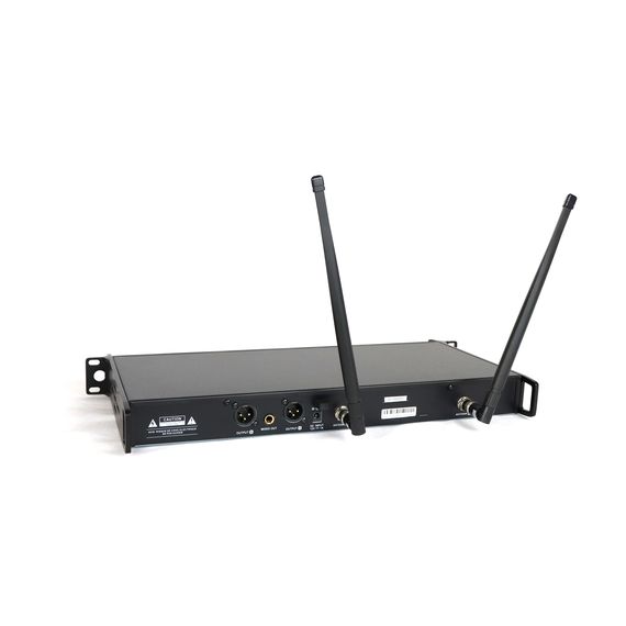 RFIntell QL7R/T1-B Радиосистема 2-канальная с 2-мя ручными микрофонами T1, сменные динамические капсюли, True diversity приёмник, пилот-сигнал. 1U