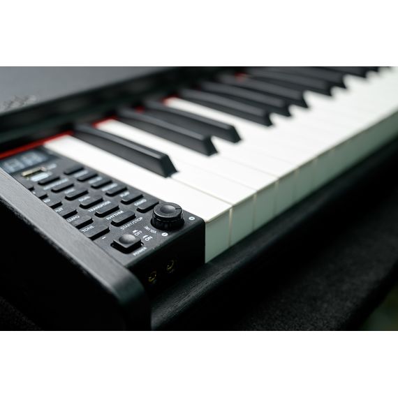 MIKADO MK-1000B Цифровое фортепиано 88кл,клавиатура невзвешенная, полноразмерная