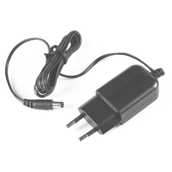 Zoom AD16E блок питания для педалей и процессоров. 9V/500 mA