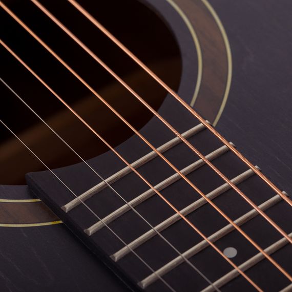 ROCKDALE Aurora D1 C RB акустическая гитара, дредноут с вырезом, цвет королевский коричневый, матовое покрытие