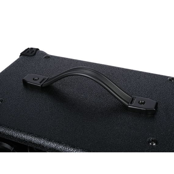BELCAT 25G Гитарный комбоусилитель, 25Вт, динамик 8"