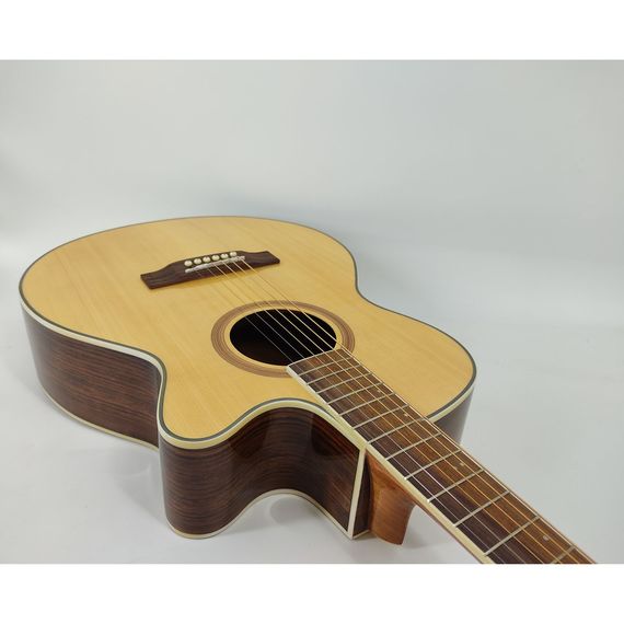 ORIENTAL CHERRY W-210-40 Гитара акустическая 40", с вырезом, верхняя дека ель,